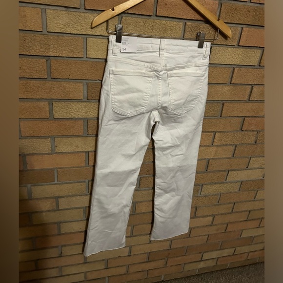 NWT MNG Mango Sienna Flare Cropped Jeans White Raw Hem Women’s Size 2 - Picture 7 of 8